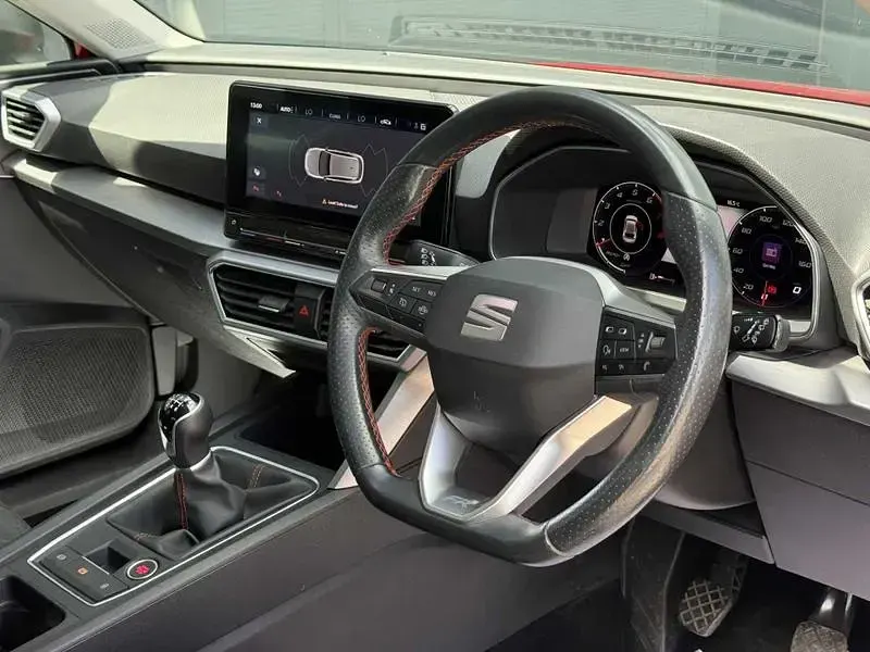 Usata Seat Leon FR 2022 Rosso Utilitaria