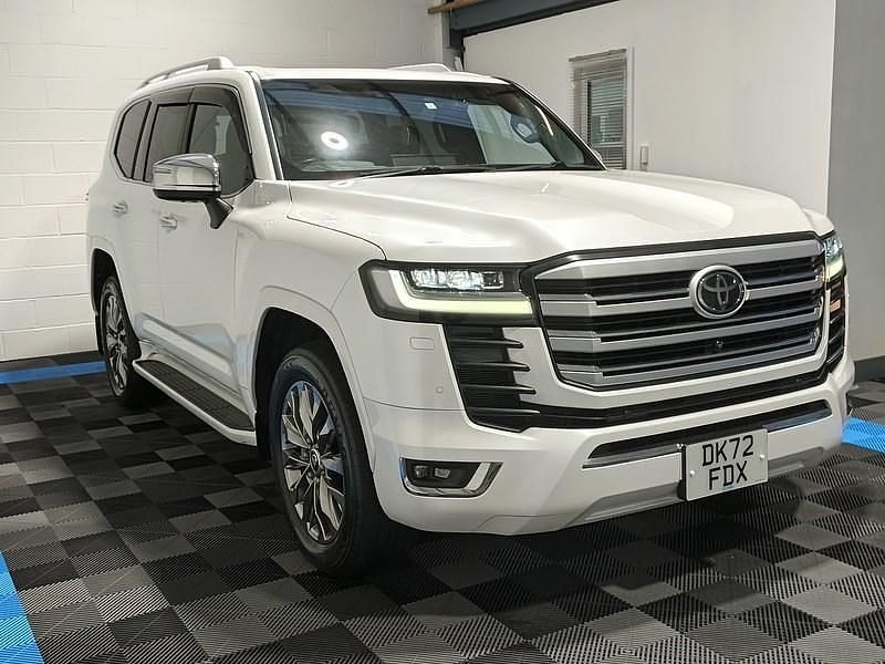 Used Toyota Land Cruiser 409 HP (300 kW) 2026 White SUV