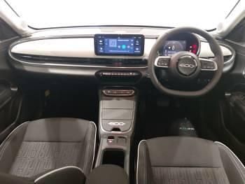 Used Fiat 600 100 HP (73 kW) 2025 White SUV