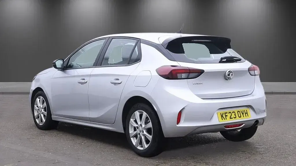 Used Vauxhall Corsa Design Edition 100 HP (73 kW) 2023 Silver Hatchback