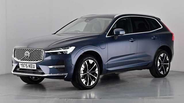 Used Volvo XC60 Ultra 455 HP (334 kW) 2025 Mulberry red SUV