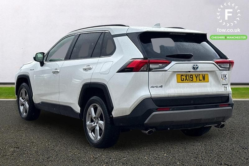 Used Toyota RAV4 Hybrid 222 HP (163 kW) 2019 White SUV
