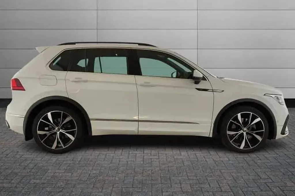 Used VW Tiguan R-line 200 HP (147 kW) 2021 White SUV