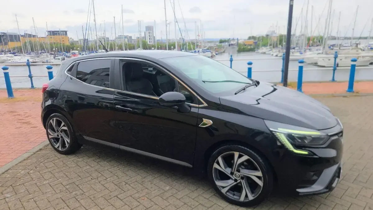 Used Renault Clio RS Line 98 HP (72 kW) 2021 Black Hatchback