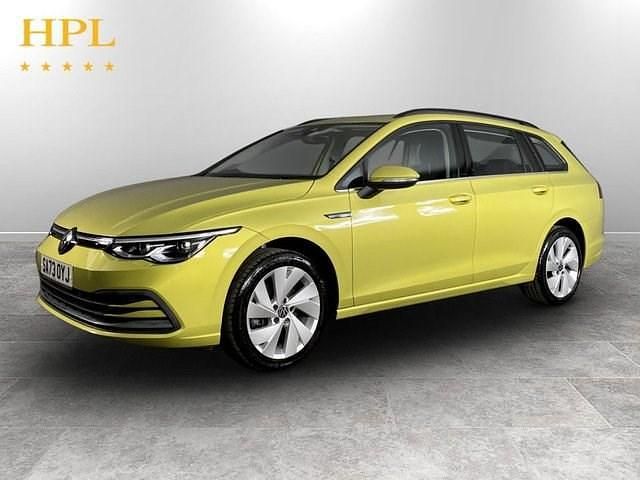 Used VW Golf VIII Style 150 HP (110 kW) 2023 Yellow Estate
