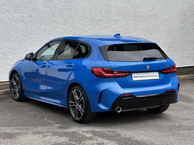 Used BMW 118 M Sport 134 HP (98 kW) 2023 Blue Hatchback