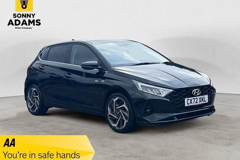Used Hyundai i20 Premium 100 HP (73 kW) 2022 Black Hatchback