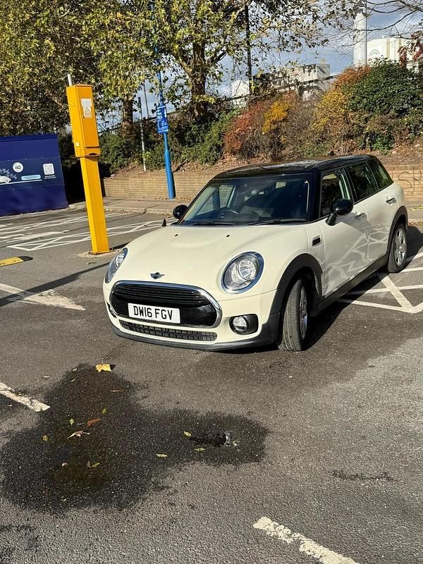 Usado Mini Cooper Clubman 2016 Blanco Familiar