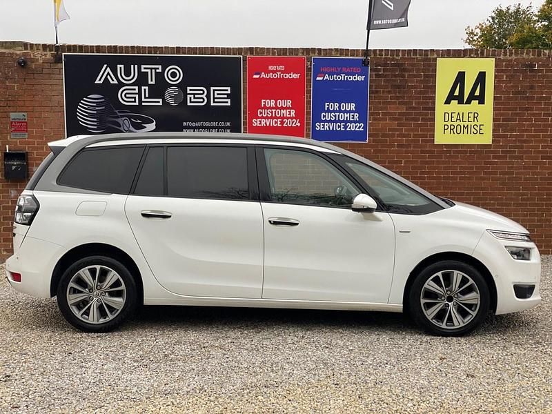 Used Citroën Grand C4 Picasso Exclusive 115 HP (84 kW) 2014 White MPV