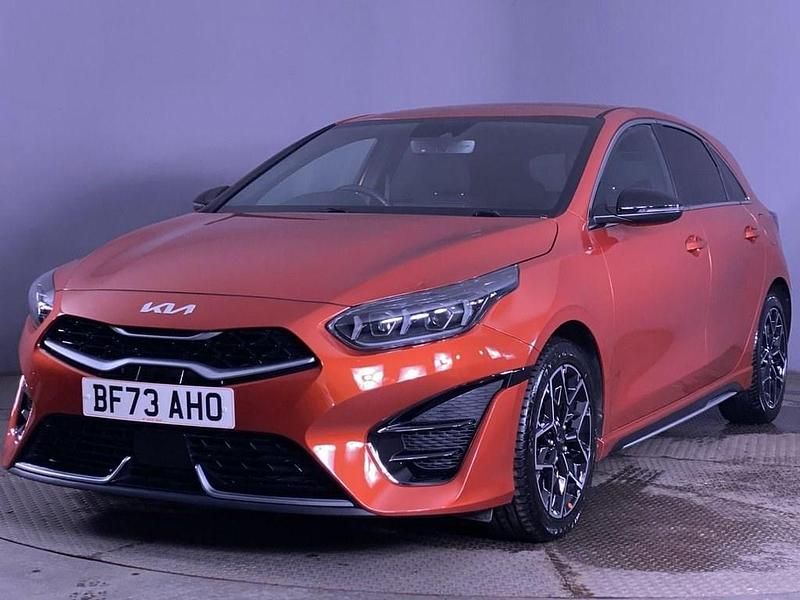 Used Kia Ceed GT-Line 158 HP (116 kW) 2023 Orange Hatchback