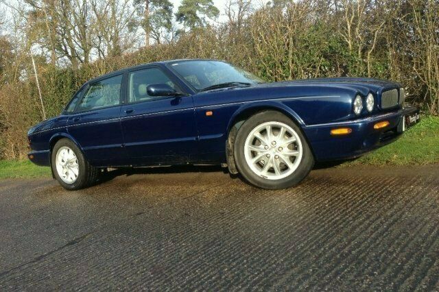 Used 2002 Jaguar XJ8 Sedan | £3,495 - Image 1/4