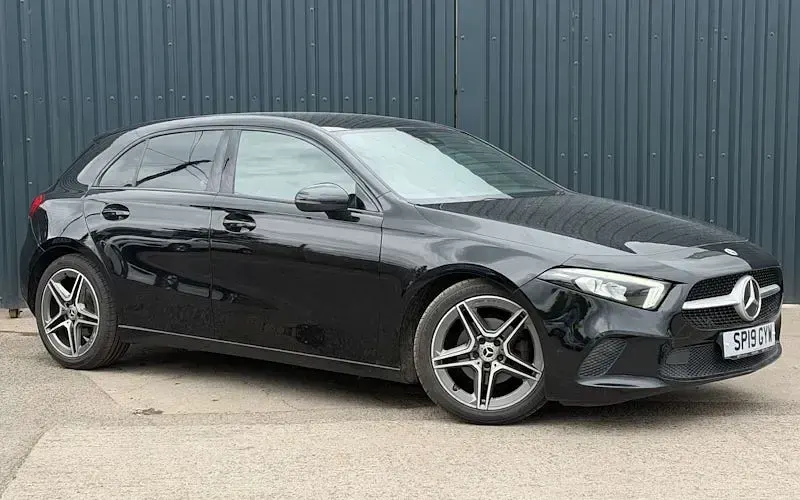 Begagnad Mercedes A180 116 HK (85 kW) 2019 Halvkombi