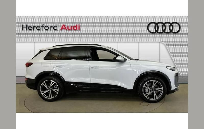 New Audi Q6 e-tron S-Line 221 kW (301 HP) 2025 Other SUV