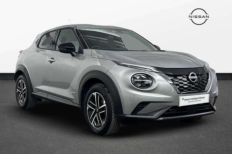Silver Used 2024 Nissan Juke N-Connecta SUV | £20,600 (Fair price) - Image 1/4
