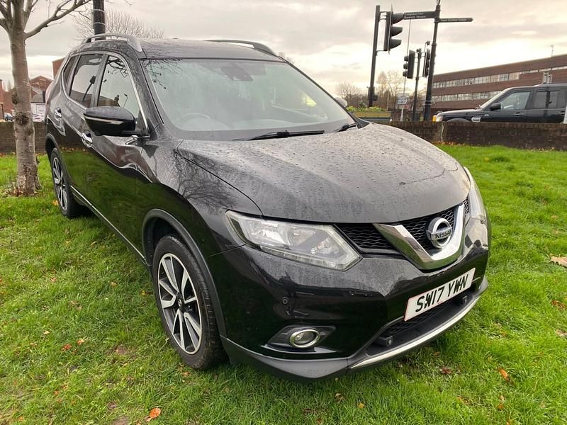 Used Nissan X-Trail N-Vision 130 HP (95 kW) 2017 Black SUV