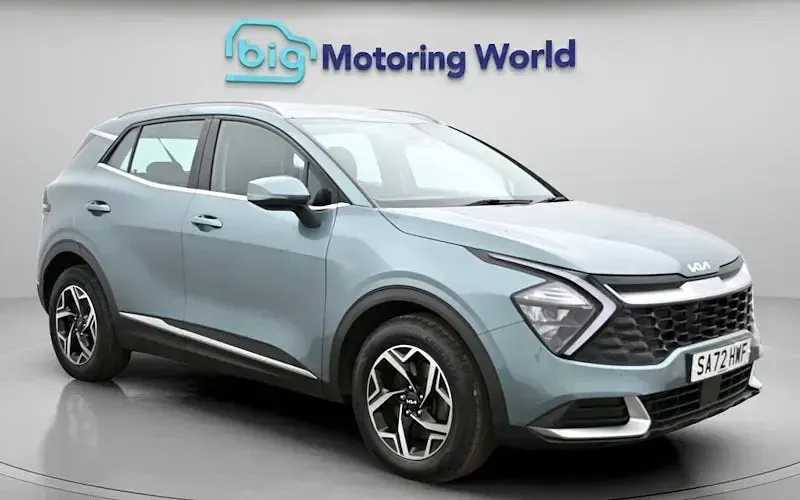 Usado Kia Sportage 150 HP (110 kW) 2022 Cinzento SUV