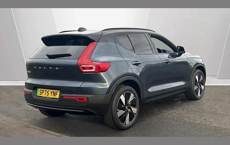 New Volvo EX40 Plus 185 kW (252 HP) 2025 Blue SUV