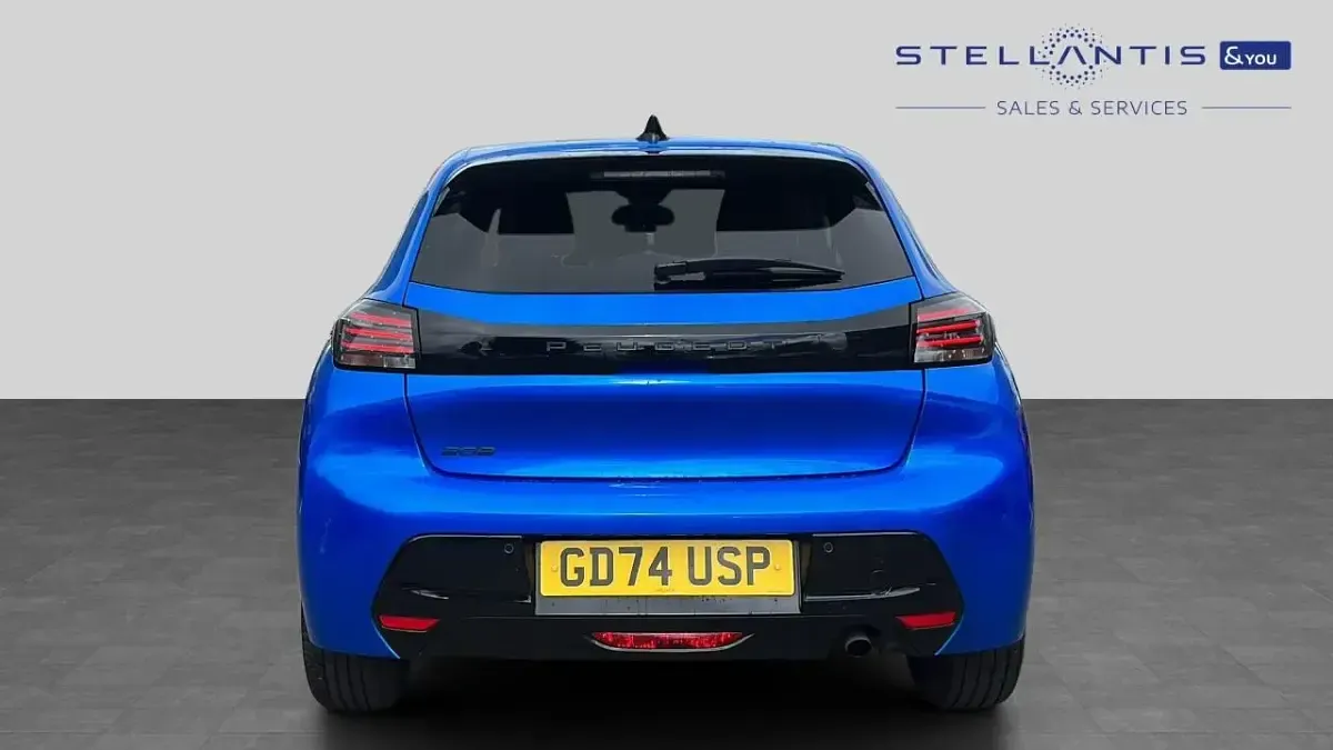 Used Peugeot 208 Allure 99 HP (72 kW) 2025 Blue Hatchback
