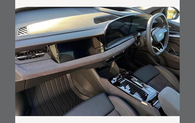 Used Audi SQ6 e-tron Comfort 359 kW (489 HP) 2025 Blue SUV