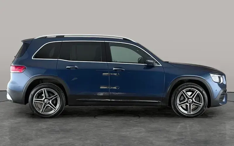 Used Mercedes GLB220 AMG line 190 HP (139 kW) 2022 Blue SUV
