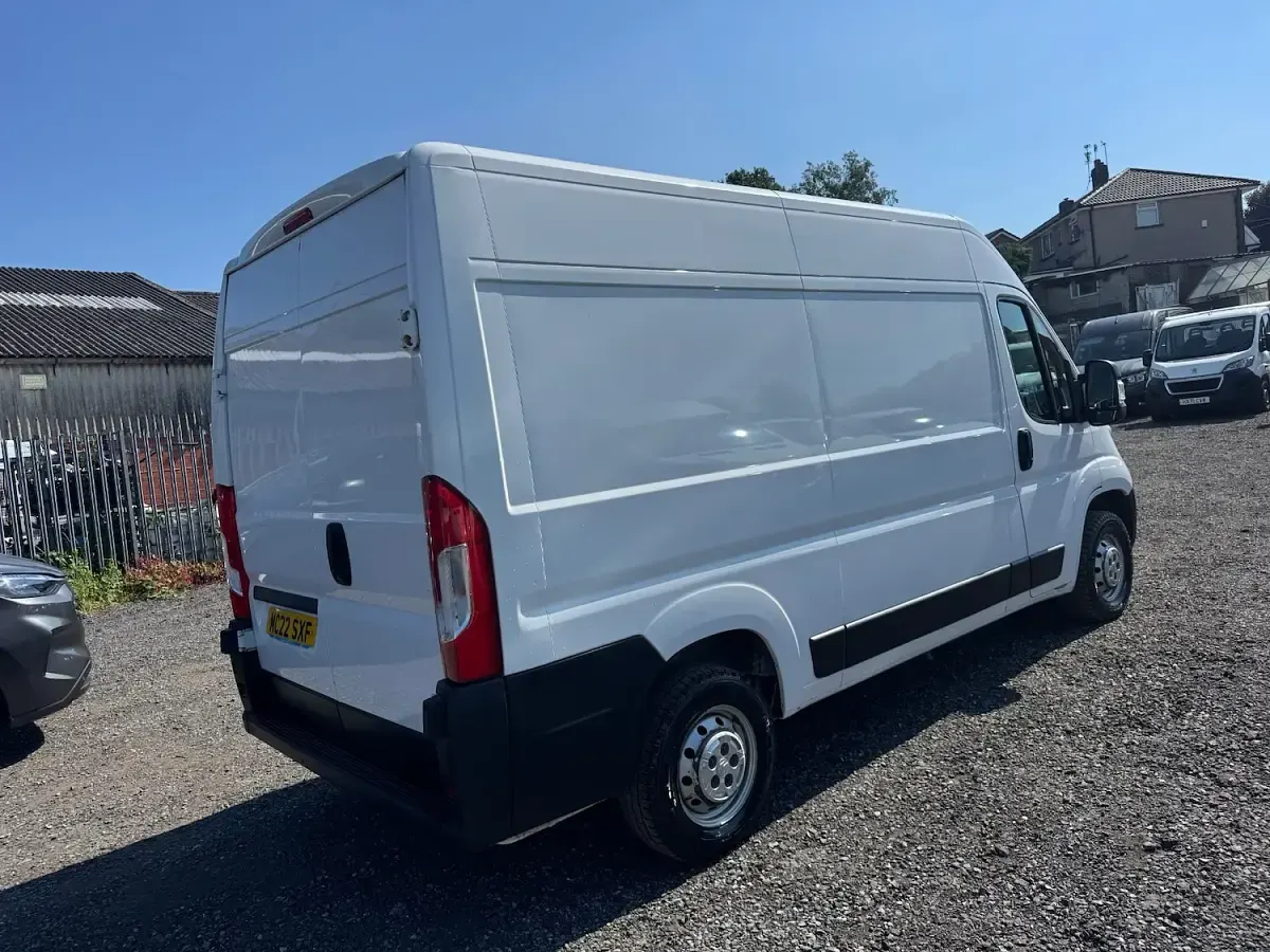 Used Citroën Relay 140 HP (102 kW) 2022 White Van