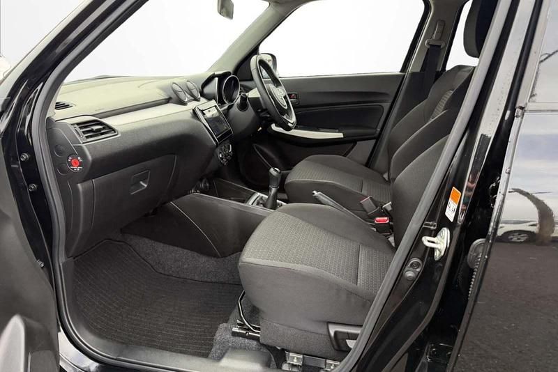 Used Suzuki Swift SZ-L 82 HP (60 kW) 2023 Black Hatchback