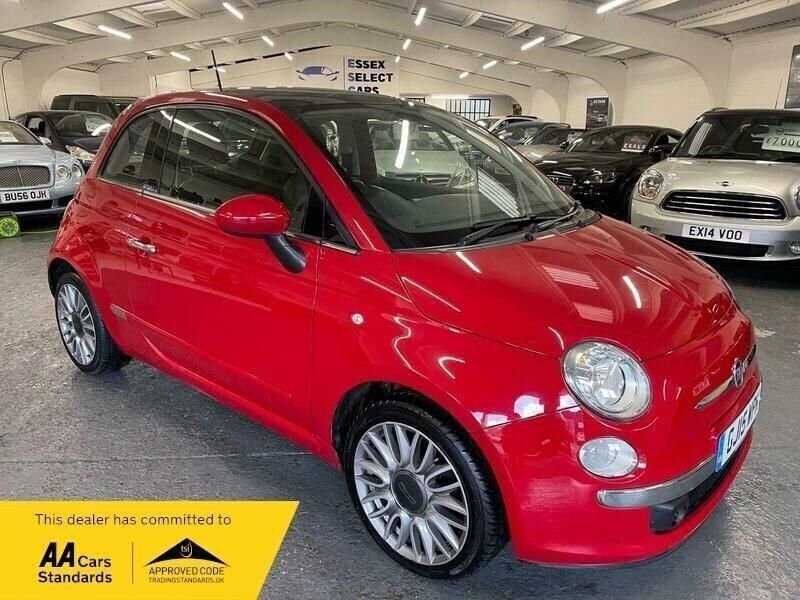 Red Used 2015 Fiat 500 Lounge Hatchback | £4,400 (Good price) - Image 1/4