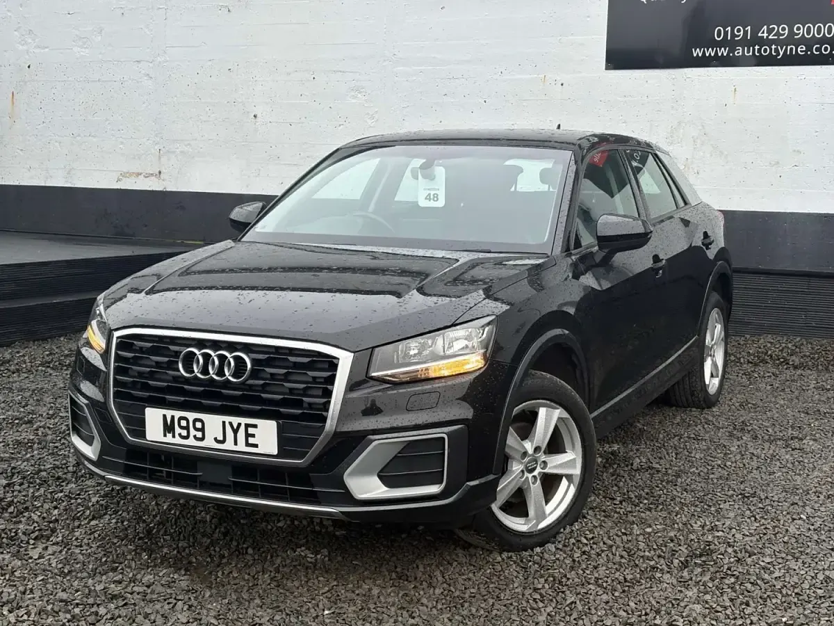 Używany Audi Q2 Sport 2020 Czarny SUV