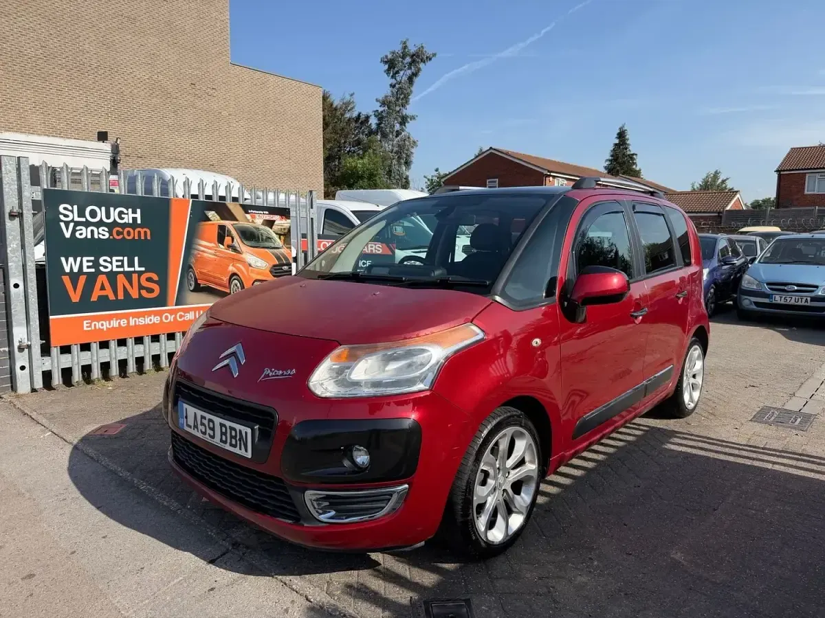 Used Citroën C3 Picasso Exclusive 2010 Red MPV
