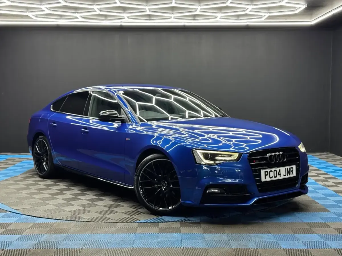 Begagnad Audi A5 Black Edition 2016 Blå Sportkupé