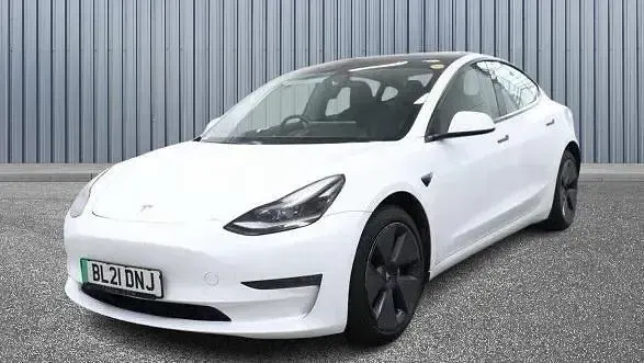 Used Tesla Model 3 Long Range AWD 366 kW (498 HP) 2021 White Sedan