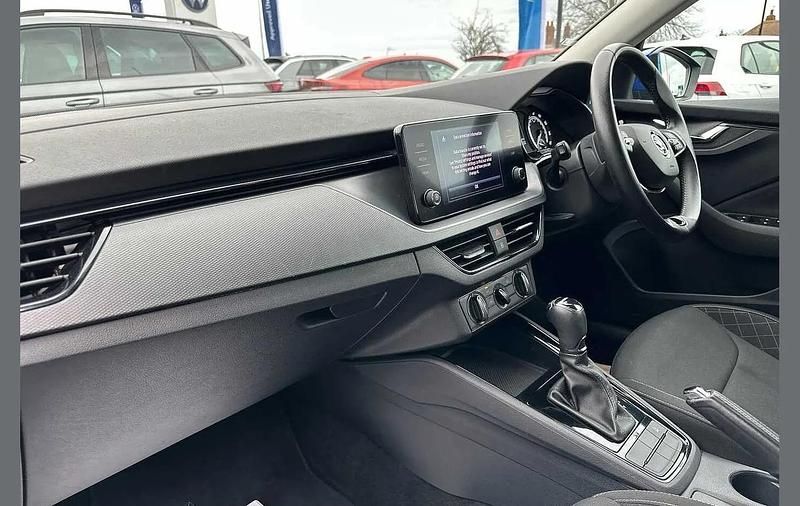 Used Skoda Kamiq SE 115 HP (84 kW) 2021 Blue SUV