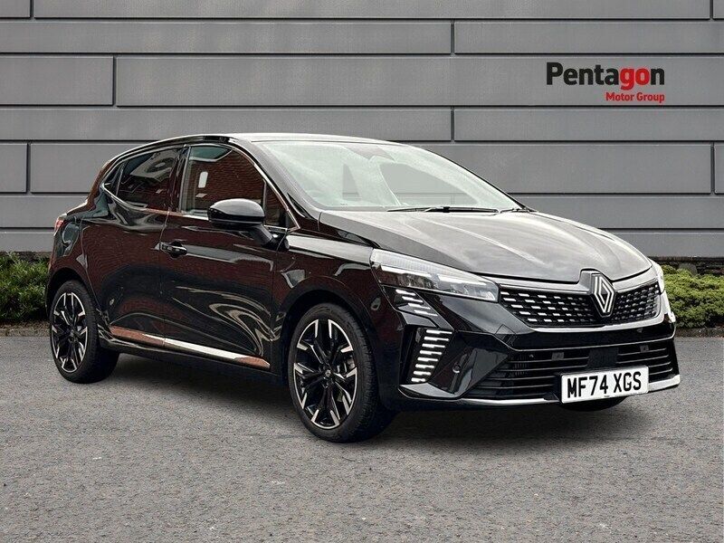 Diamond black Used 2024 Renault Clio V Techno Hatchback | £18,999 (Expensive) - Image 1/4