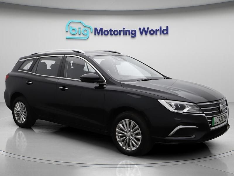 Black Used 2022 MG MG5 EV Exclusive Estate | £12,000 (Fair price) - Image 1/4