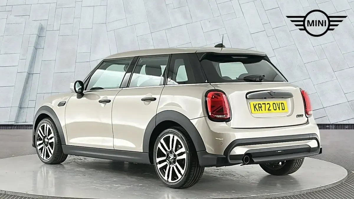Used Mini Cooper Exclusive 134 HP (98 kW) 2022 Grey Hatchback