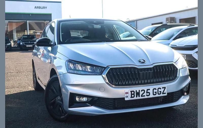Used Skoda Fabia Design Edition 114 HP (83 kW) 2025 Silver Hatchback