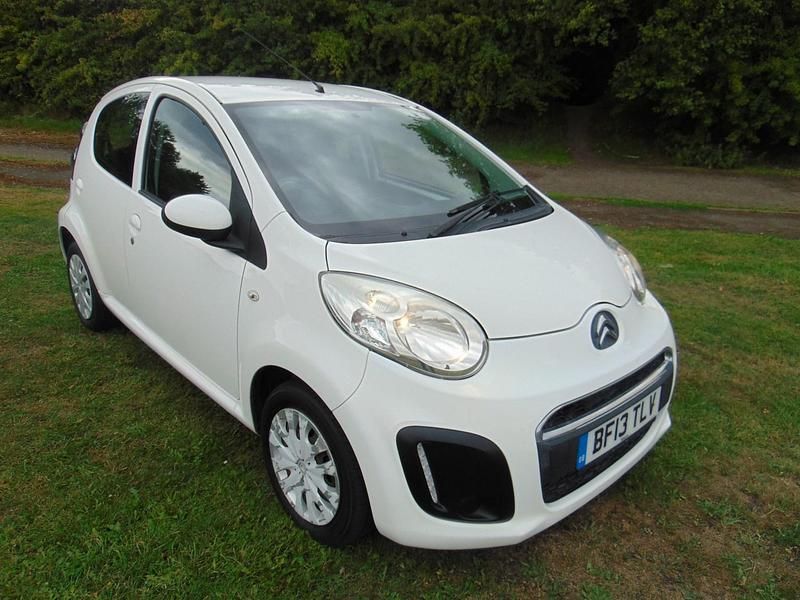 White Used 2013 Citroën C1 VTR Sport Hatchback | £2,995 (Fair price) - Image 1/4