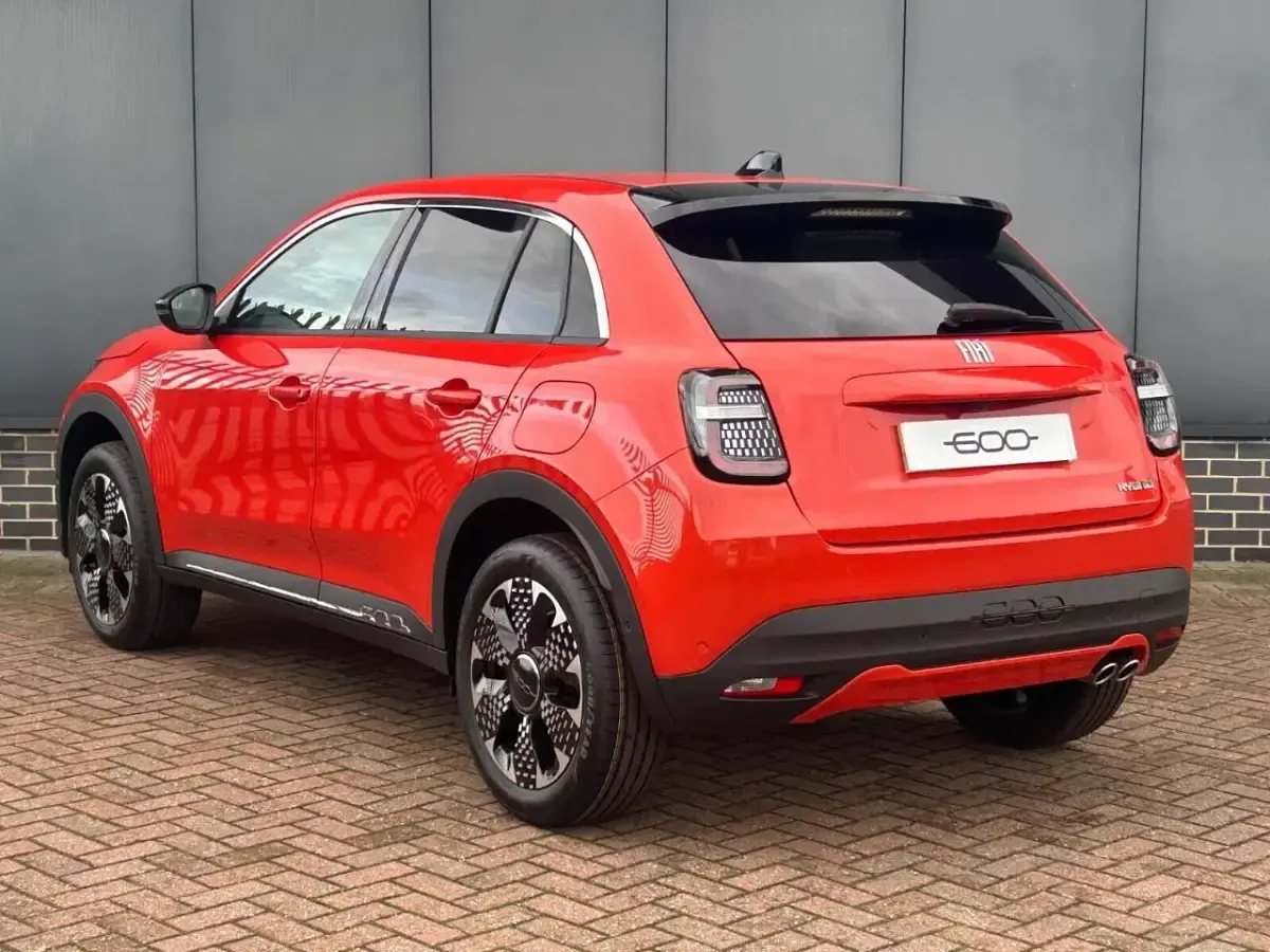 New Fiat 600E La Prima 113 kW (154 HP) 2026 Orange SUV