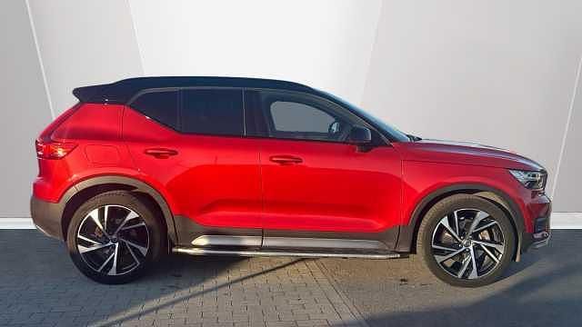 Used Volvo XC40 R-Design Pro 247 HP (181 kW) 2022 SUV