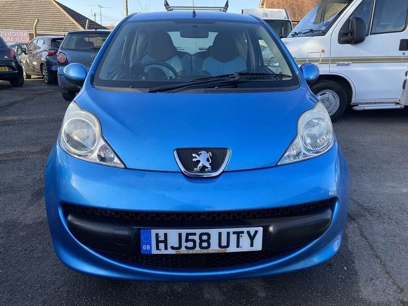 Used Peugeot 107 Urban Move 68 HP (50 kW) 2008 Blue Hatchback