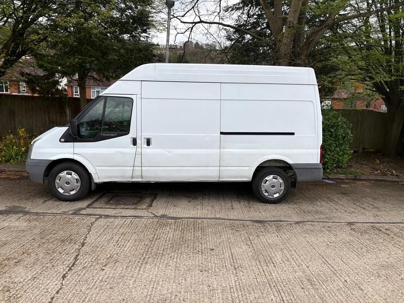 Used Ford Transit 100 HP (73 kW) 2010 White Van