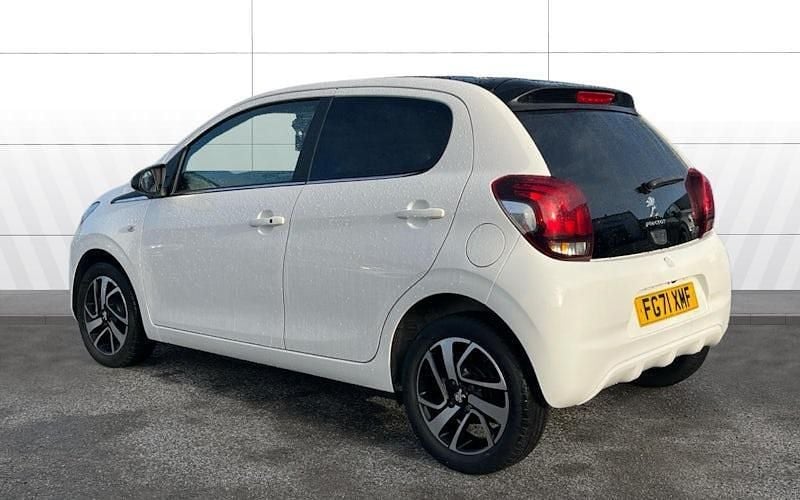 Used Peugeot 108 Allure 72 HP (52 kW) 2022 Hatchback