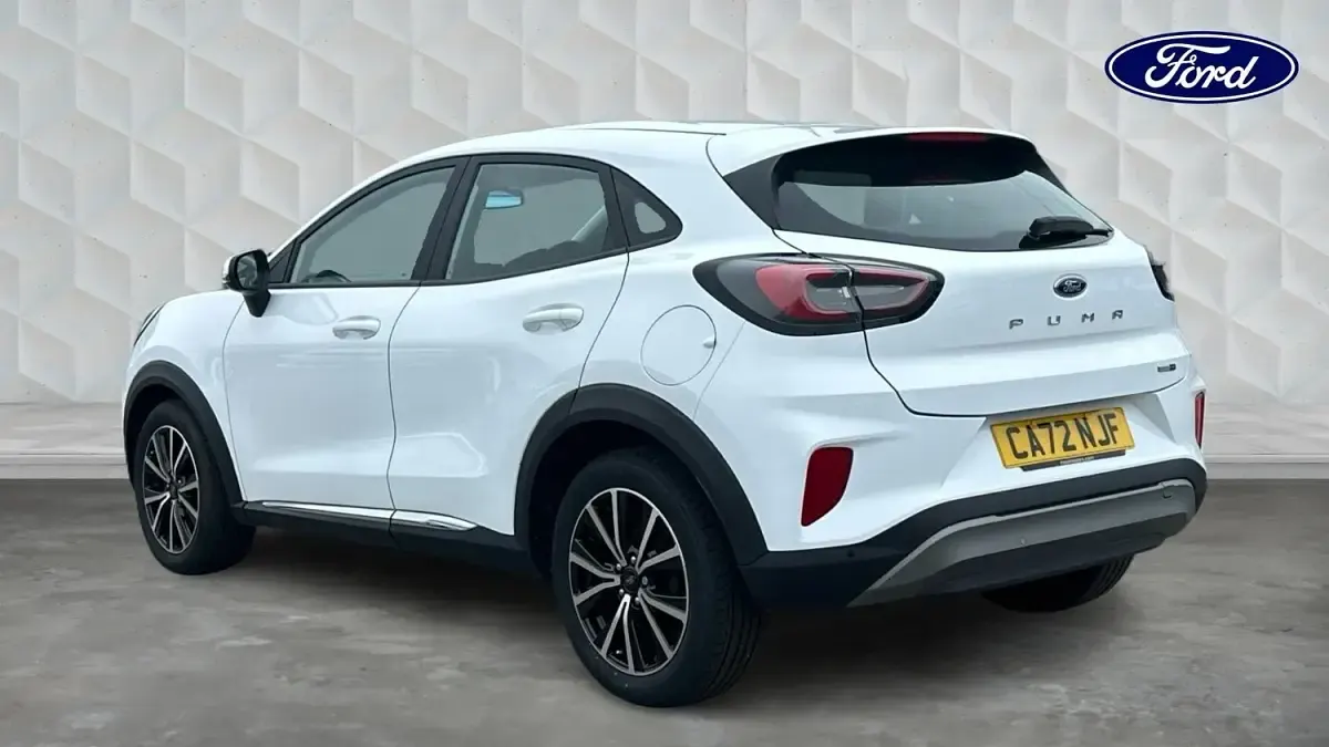 Used Ford Puma Titanium 125 HP (91 kW) 2022 White SUV