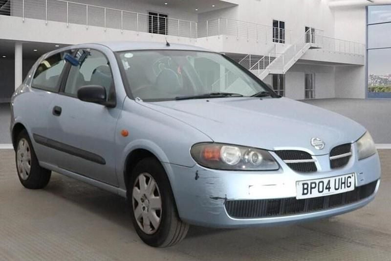 Used Nissan Almera S 2004 Blue Hatchback