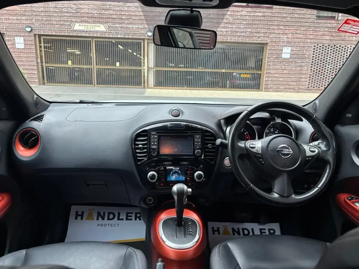 Usado Nissan Juke Tekna 2019 Cinzento SUV