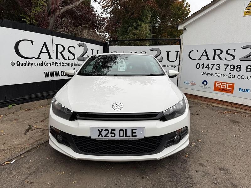 Begagnad VW Scirocco R-line 177 HK (130 kW) 2014 Vit Sportkupé