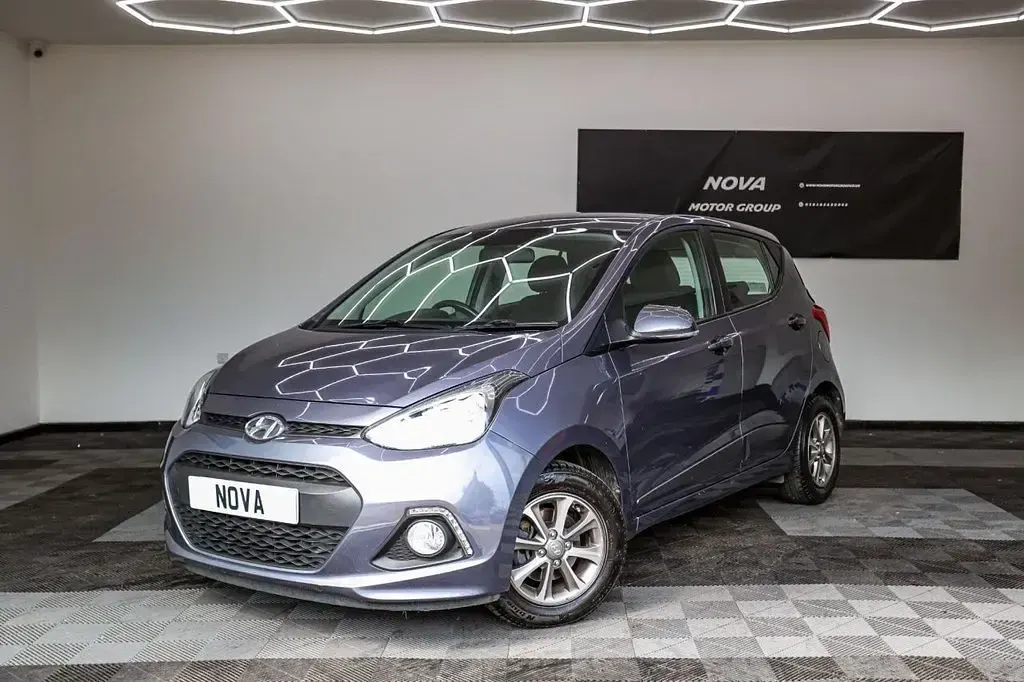 Used Hyundai i10 Premium 87 HP (63 kW) 2016 Grey Hatchback