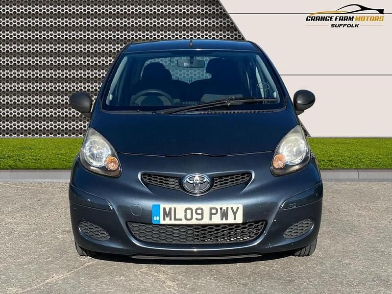 Usado Toyota Aygo 2009 Cinzento Citadino