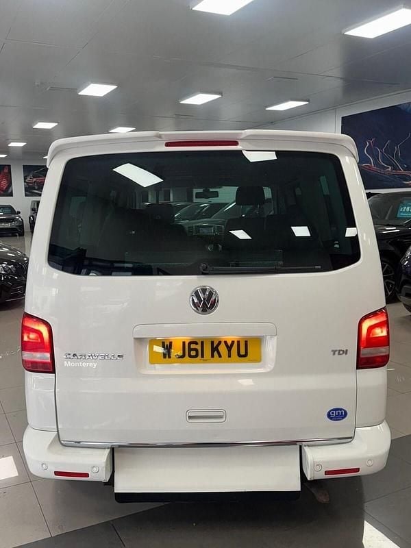 Used VW Caravelle Executive 180 HP (132 kW) 2011 White MPV