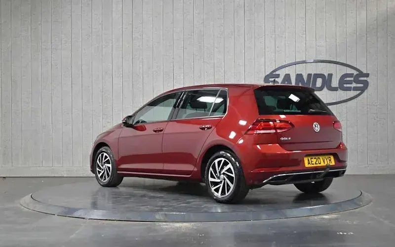 Used VW Golf VII Edition 150 HP (110 kW) 2020 Red Hatchback